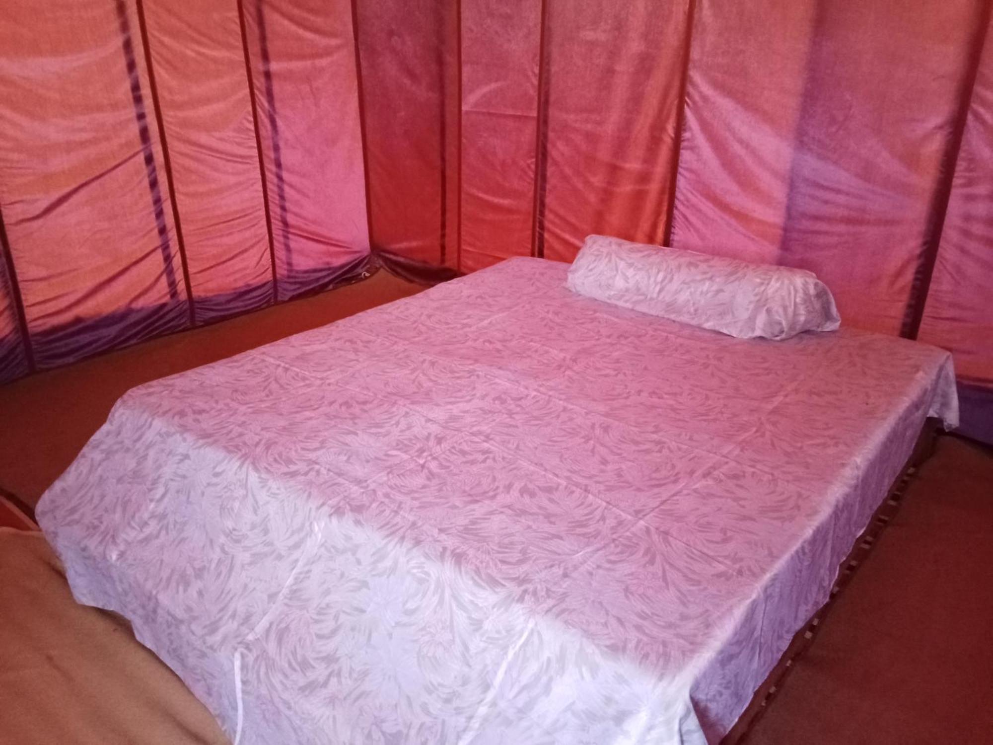 Отель Bivouac Cote-Iriki Foum Zguid Экстерьер фото